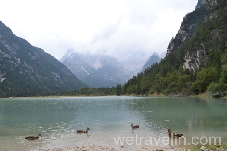 озеро в горах в Австрии