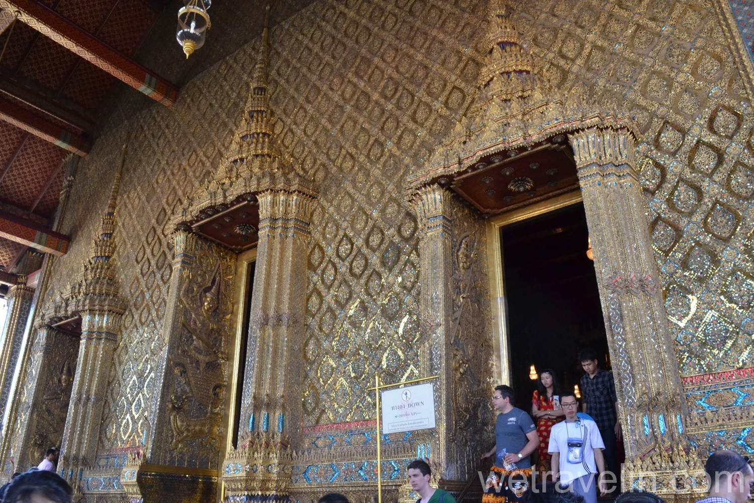 храм изумрудного Будды в королевском дворце, в Бангкоке
