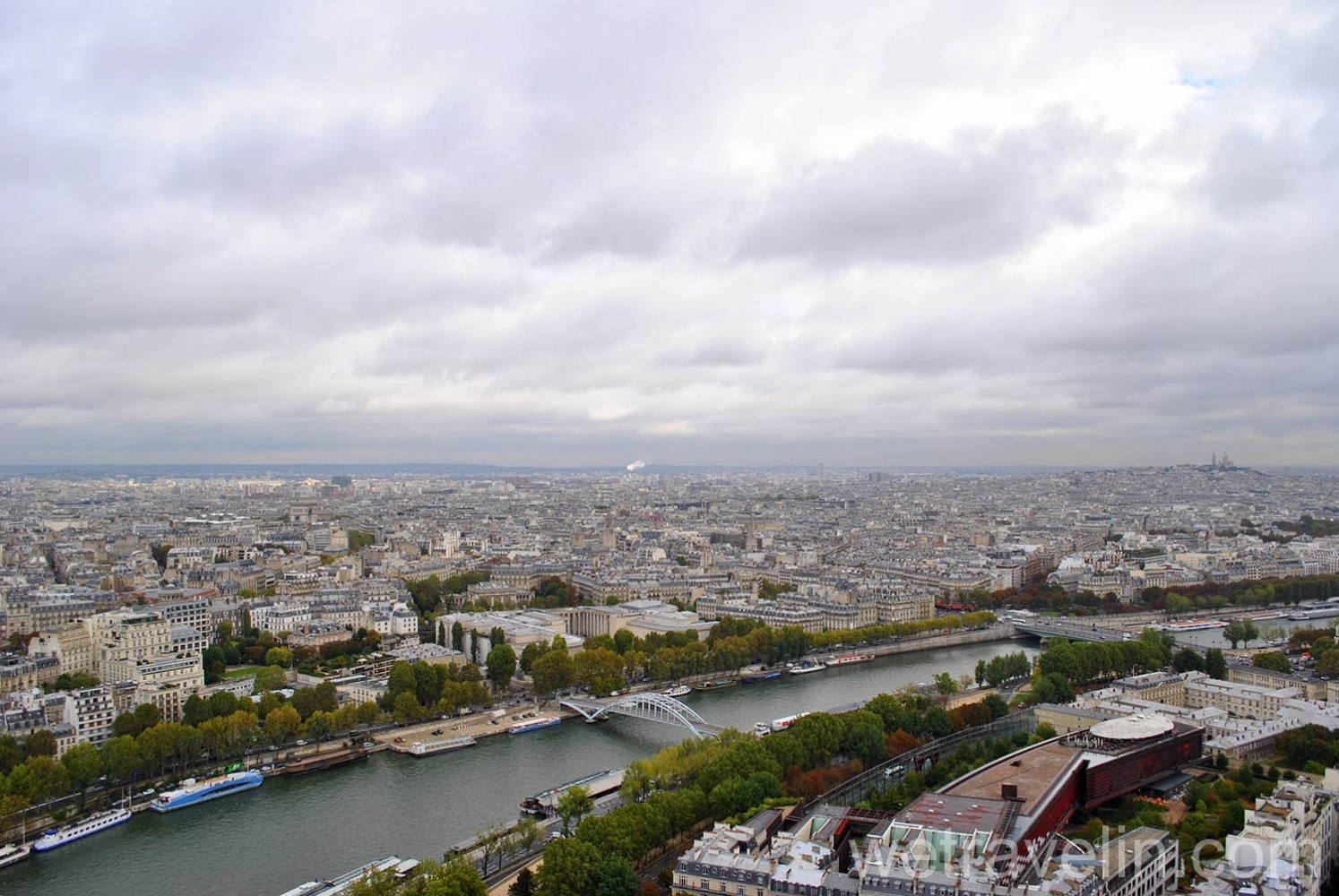 вид на Париж из эйфелевой башни