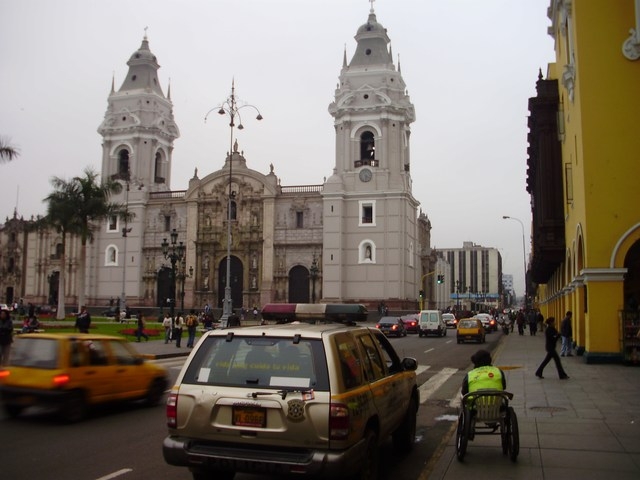 церковь мормонов в Лиме