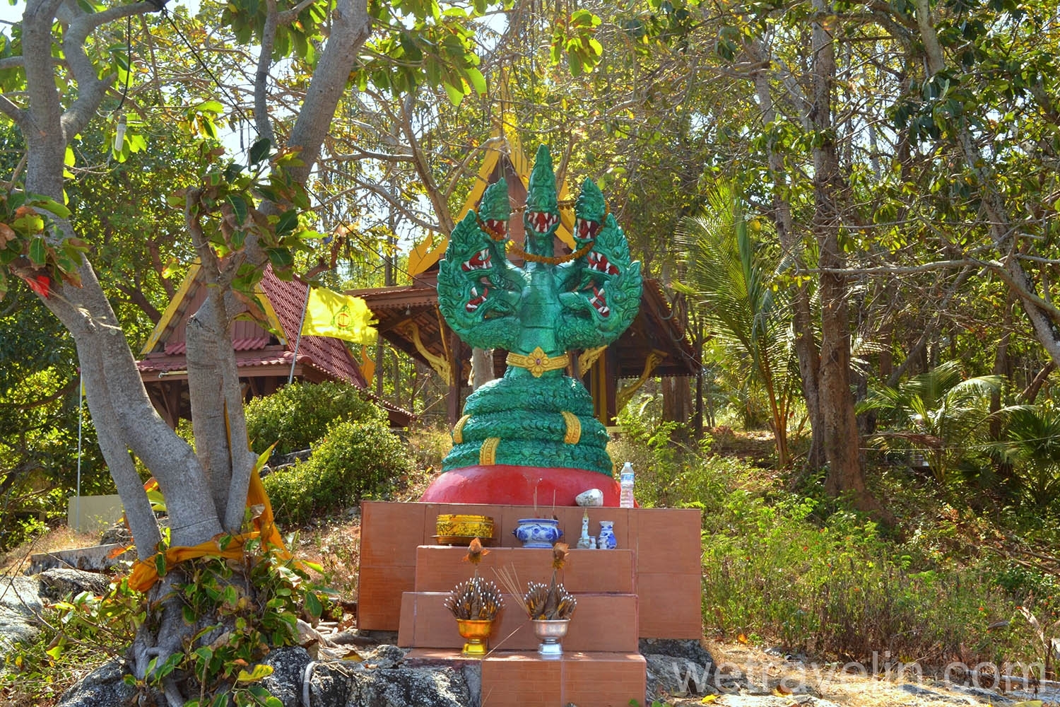 змея Нага на острове Ko Kaeo Yai