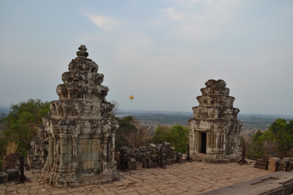 храм "Phnom Bakheng "